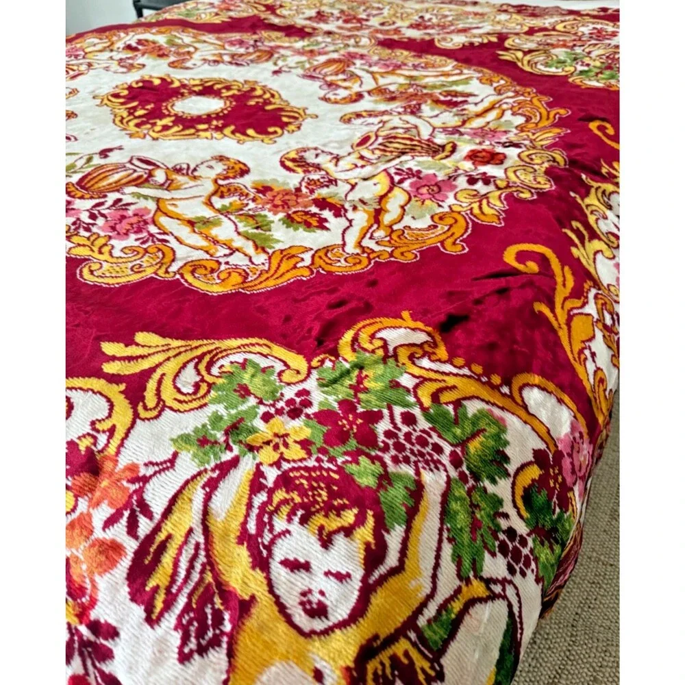 Vtg Velvet Italian Wedding Bedspread QUEEN Cherubs Red Cream 84x96” Fringe MINT